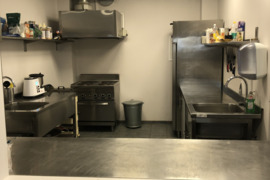 Pilnai įrengtos virtuvės patalpos strategiškai patogioje Vilniaus vietoje