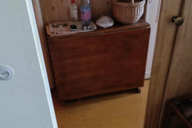 Vintažinis stalas-knyga