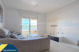 Apartamentas skirtas renovacijai, Alicante provincijoje, Torrevieja mieste. 3 kambariai | 66 m² | 2 