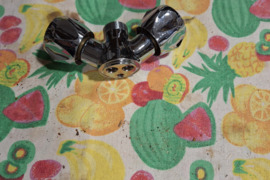 Parduodama maišytuvo detalės.