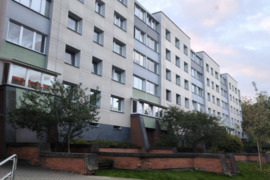 Parduodamas 2 kambarių butas Visagine.