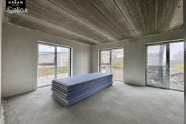 3 kamb. butas Raseinių r. sav., Raseiniai, Maironio g.