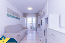 Apartamentas su bendru baseinu, Alicante provincijoje, Torrevieja mieste. 2 kambariai | 39 m² | 800 