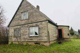 Namas Telšių raj., Varnių sen.