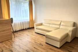 Parduodamas 1 kambario butas Radviliškyje