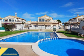 Duplex namas su bendru baseinu, Alicante provincijoje, Torrevieja mieste, Los Balcones rajone. 4 kam