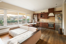 Parduodamas namas - kotedžas su žemės sklypu, Tilžės g., Vilijampolėje.