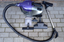 OneConcept dulkių siurblys su vandens filtru