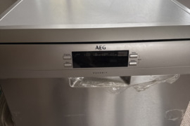 Keleta kartų naudota indaplovė