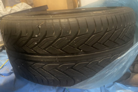 Parduodu padanga 1vnt Lexani Thirty 265/35r22 kaina 150