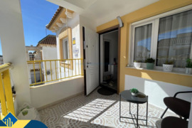Renovuotas bungalas su bendru baseinu, Alicante provincijoje, Torrevieja mieste. 3 kambariai | 52 m²