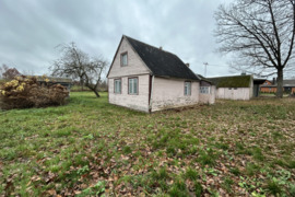 Parduodamas sklypas su namu tirksliuose