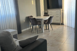 Renovuotas apartamentas su terasa, Alicante provincijoje, Torrevieja mieste. 2 kambariai | 50 m² | 1