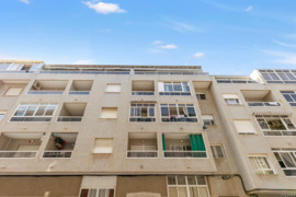 Šviesūs apartamentai miesto centre