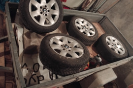 BMW , Lieti ratlankiai, R-16