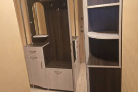 Prieškambario kampinė spinta 150