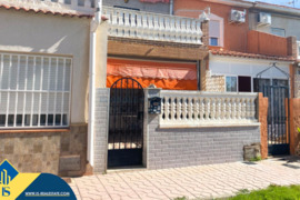 Namas su terasa, Alicante provincijoje, Torrevieja mieste, Torreta rajone. 4 kambariai | 105 m² | 2 
