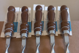 Iešmai šašlikams plieniniai su medinė rankena