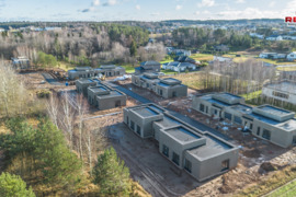 Namas Vilniaus r. sav., Riešė (Avižienių sen.), Dvaro g.