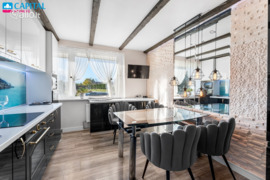 5 kamb. butas Pakruojo r. sav., Pakruojis