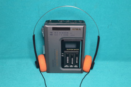 Aiwa hs-t30  Magnetofonai