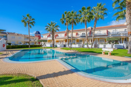 Erdvūs apartamentai su stogo terasa