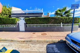 Namas su terasa, Alicante provincijoje, Orihuela Costa mieste. 4 kambariai | 144 m² | 2 kilometrai i