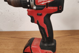 Milwaukee m18 smuginis suktukas.