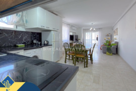 Renovuotas apartamentas su terasa, Alicante provincijoje, Torrevieja mieste, Playa del Acequión rajo