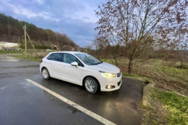 Parduodu ekonomišką miesto automobilį