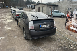 Toyota prius 20 face lifte 2008 m dalimis