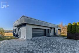 PARDUODAMAS IŠSKIRTINĖS ARCHITEKTŪROS A+ KLASĖS NAMAS VAIVADUOSE, UŽDARAME 8 NAMŲ KVARTALE