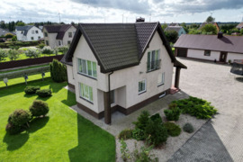 NAMAS SU 60 ARŲ SKLYPU Šilutės r.