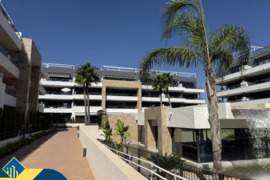 Penthouse apartamentas su bendru baseinu, Alicante provincijoje, Orihuela Costa mieste. 3 kambariai 