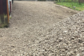 Skaldos. Kelinis žvyras. Pagrindu darymas. Trinkeliams, keliams