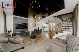 Parduodamas Jaukus kotedžas Kaune Romainiuose