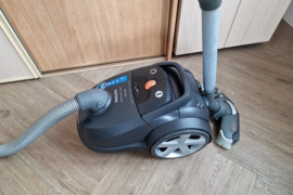 Philips dulkių siurblys,traukia gerai