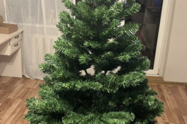 Dirbtinė eglutė + girlianda