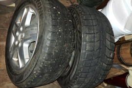 Parduodu vw sharan ratlankius su žieminėmis padangomis..