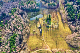 Parduodama sodyba  Steponaukos miške Linučių kaime, Molėtų rajone