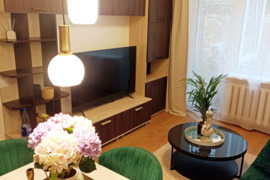 Be tarpininkų.3 kambariu buto nuoma Šeškinėje.