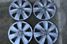 Volkswagen , Ratų gaubtai, R-16