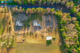 Parduodami 2 namai Užuolankos g., Kaniūkų k., 129.12 kv. m ir 125. 36 kv. m ploto, 1 aukšto