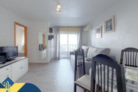 Renovuotas apartamentas su terasa, Alicante provincijoje, Torrevieja mieste, Playa del Cura rajone. 