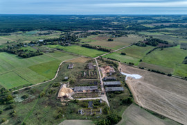 SKLYPAS SU ĮREGISTRUOTAIS PASTATAIS NETOLI MINSKO PL.