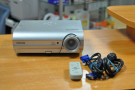 Projektorius Toshiba TDP-S35