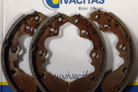 Būgnines stabdžių kaladėlės SUZUKI SWIFT  5320060820 , 5320060821 , 5320060B10 , 5320060B11 , 532106