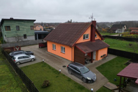 Parduodamas jaukus ir kokybiškai įrengtas sodo namas su 6 arų sklypu Kuliuose, Klaipėdos rajone
