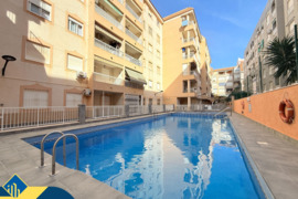 Renovuotas apartamentas su bendru baseinu, Alicante provincijoje, Torrevieja mieste, Playa del Acequ