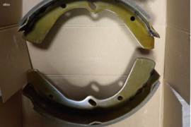S113-33-370     S113-49-370   BRAKE SHOE
